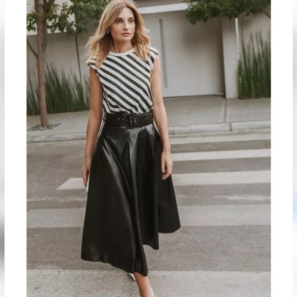 Zara Faux Leather Midi Skirt Size Medium Big Buckle Belt Edgy High Fashion
